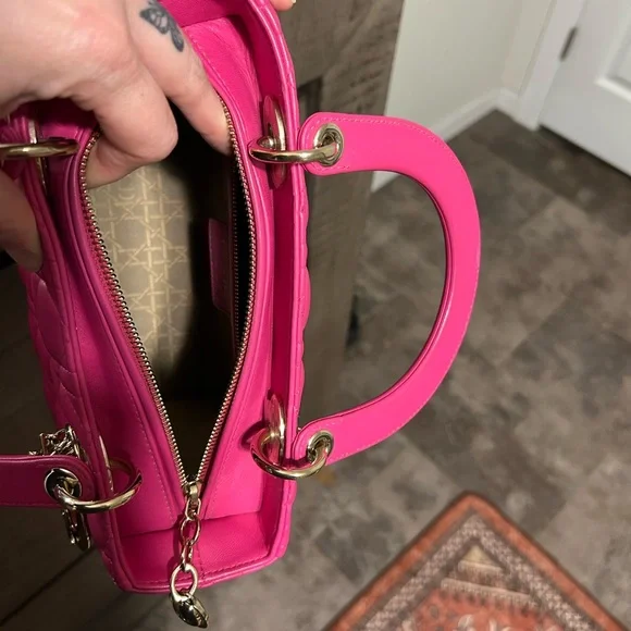 Dior Pink Quilted Handbag - Picture 4 of 16